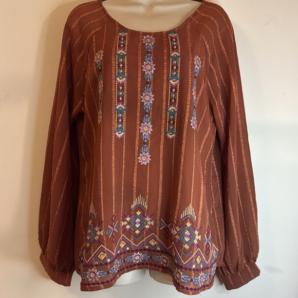 Savannah Jane Rust Tone on Tone Embroidered Boho Top Keyhole Back Sz M - Picture 3 of 6